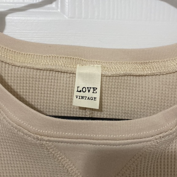 Waffle Knit Graphic Tank - Picture 7 of 9